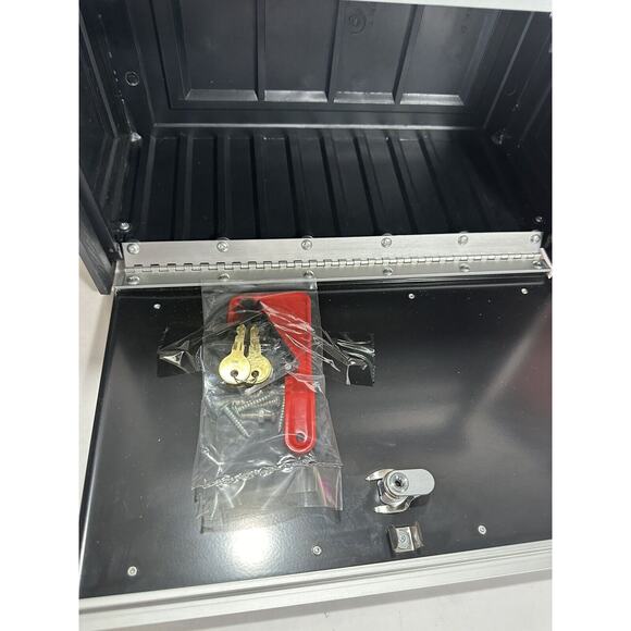 Gibraltar Mailsafe Lockable Security Wall Mount Mailbox MSK00000 W Key NEW - Picture 12 of 13